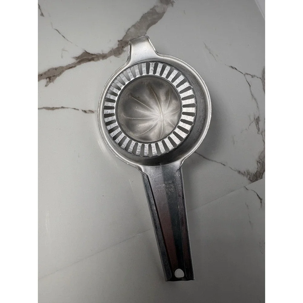 Vintage Foley‎ Aluminum Hand Juicer Reamer Silver Manual Citrus Squeezer